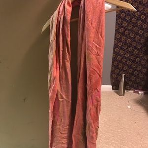 Green and pink pashmina scarf